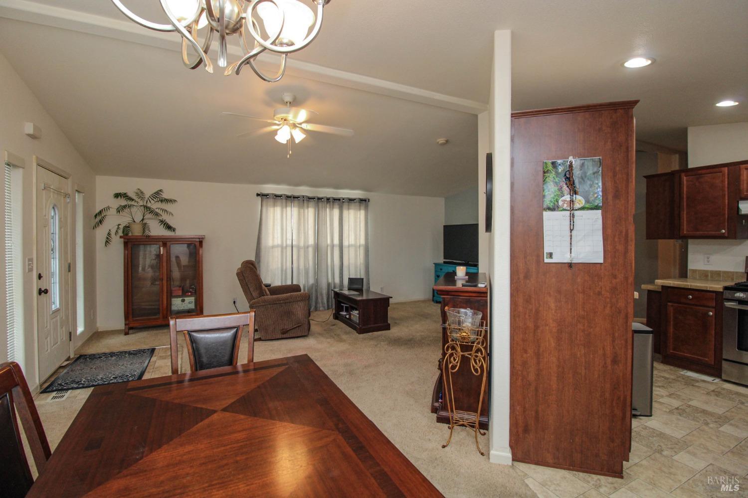 Detail Gallery Image 14 of 44 For 163 Avenida Hidalgo Ave, Vacaville,  CA 95687 - 3 Beds | 2 Baths