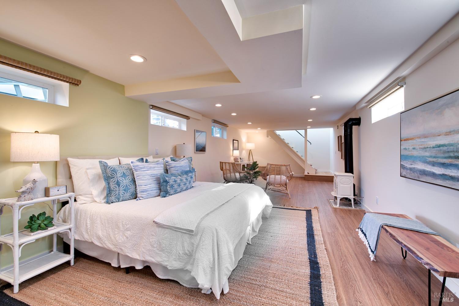 Detail Gallery Image 32 of 32 For 39 W Pier Unkn, Sausalito,  CA 94965 - 2 Beds | 2 Baths