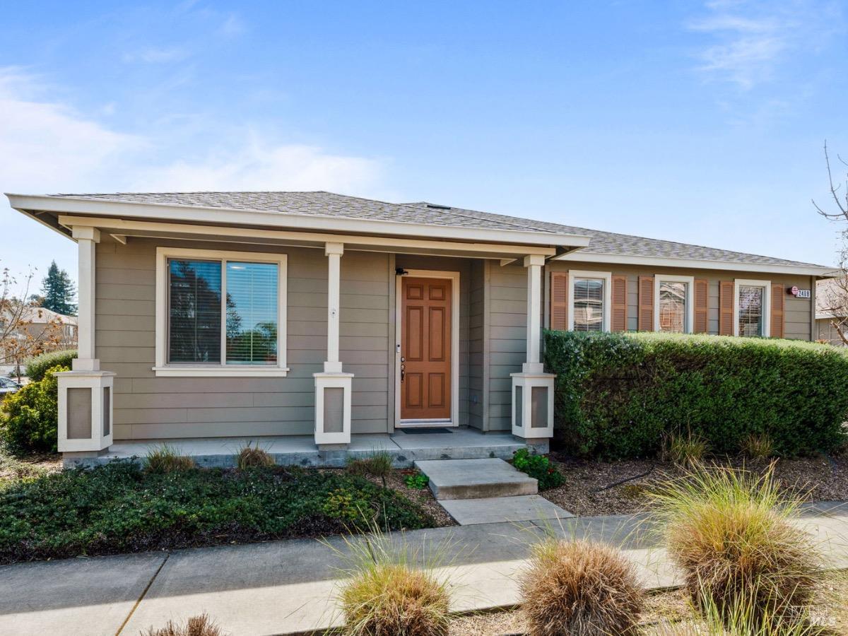 Detail Gallery Image 1 of 1 For 2408 Orleans St, Santa Rosa,  CA 95403 - 3 Beds | 2 Baths
