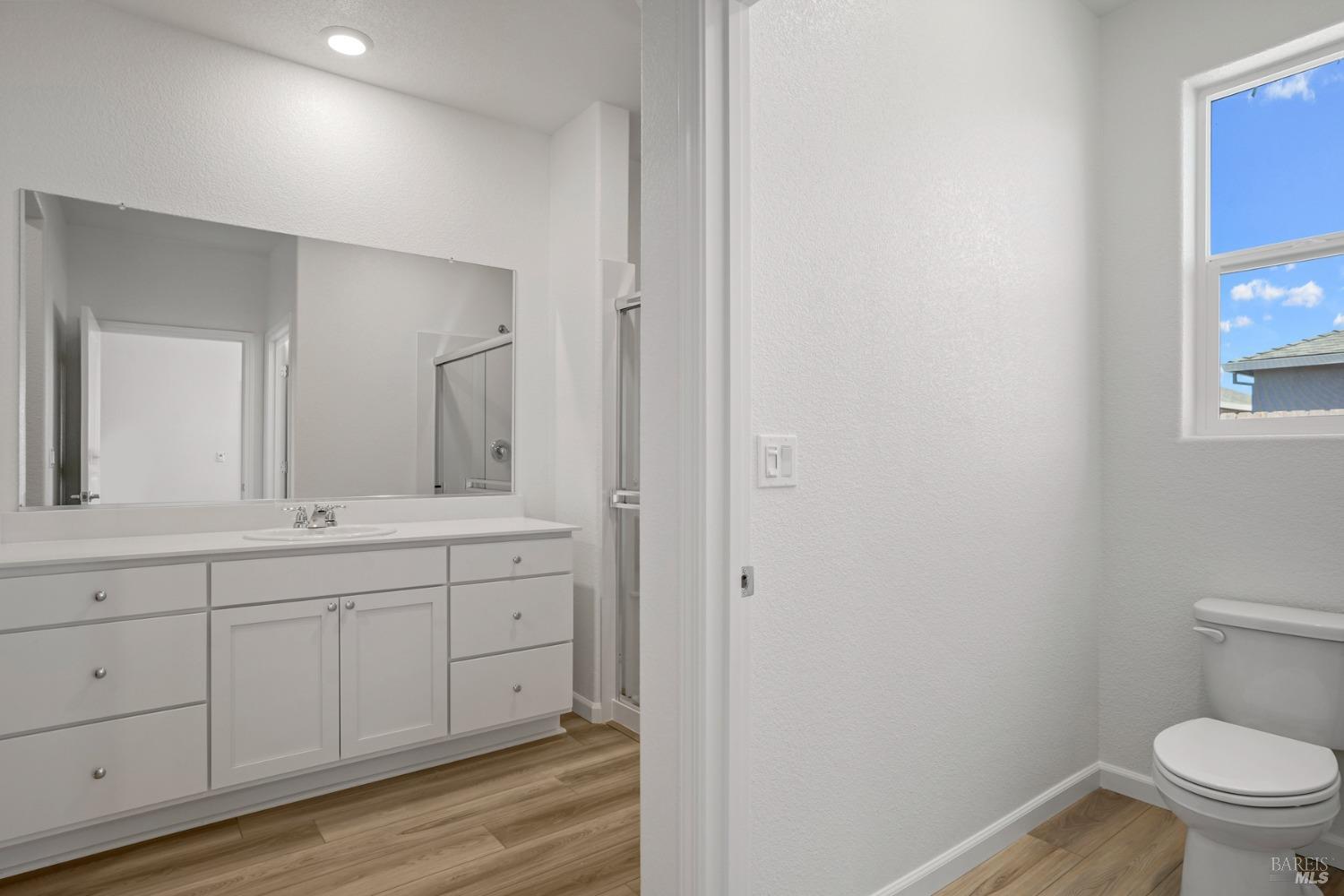 Detail Gallery Image 12 of 17 For 2281 Park Pl, Rio Vista,  CA 94571 - 2 Beds | 2/1 Baths