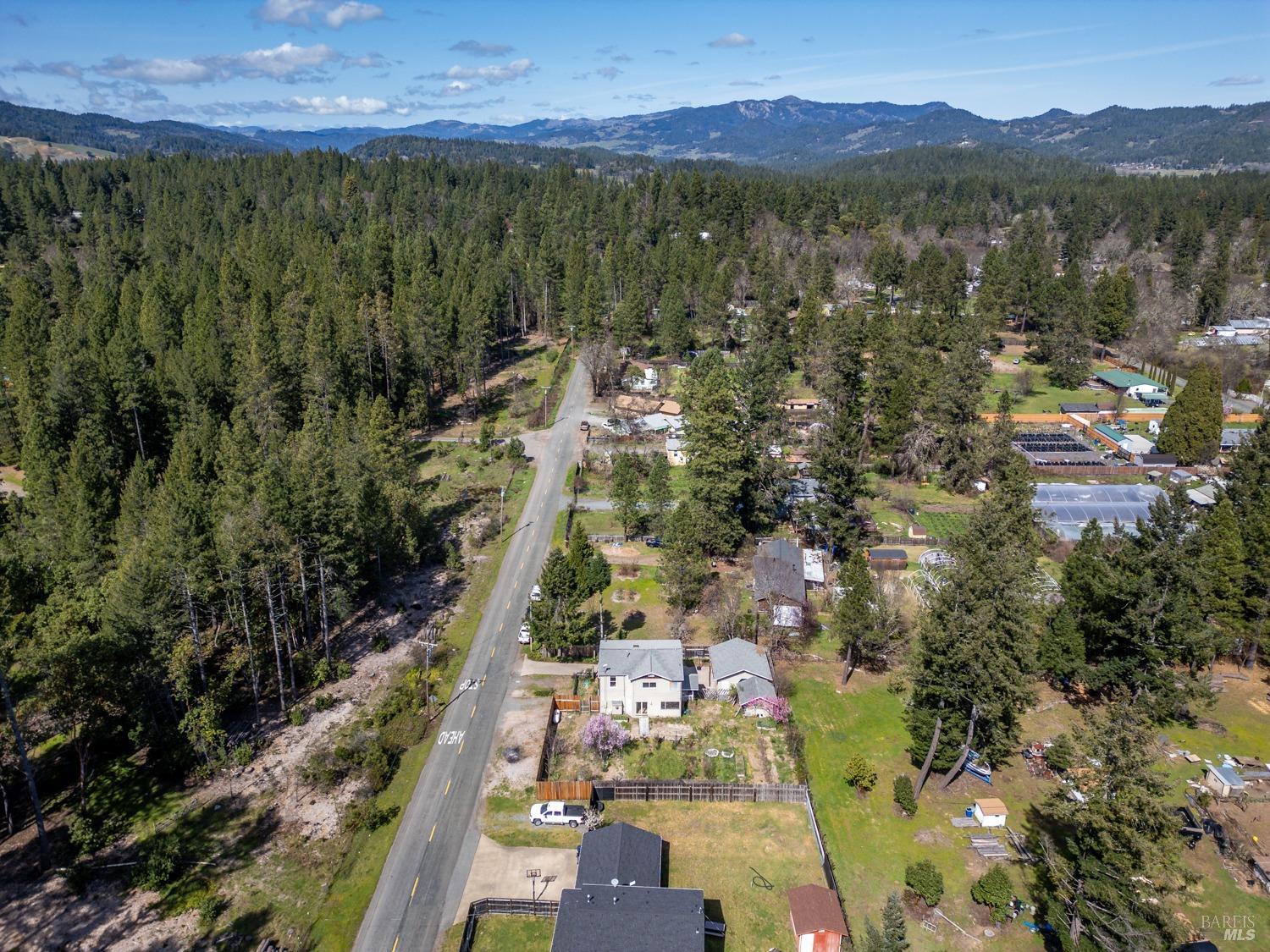 Detail Gallery Image 30 of 30 For 2201 North Rd, Laytonville,  CA 95454 - 2 Beds | 2/1 Baths