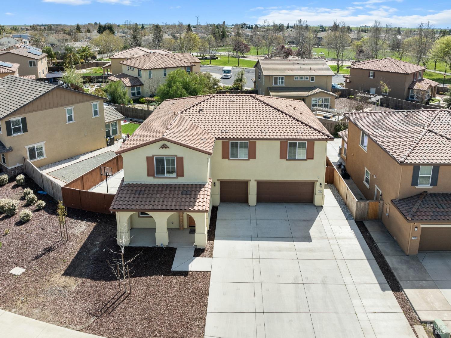 Duncan Street, Dixon, California image 5