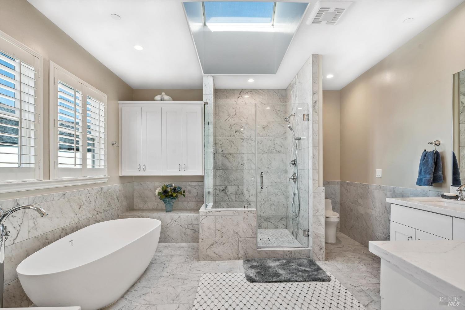 Detail Gallery Image 41 of 57 For 3736 Woodbourne Pl, Santa Rosa,  CA 95403 - 5 Beds | 4/1 Baths