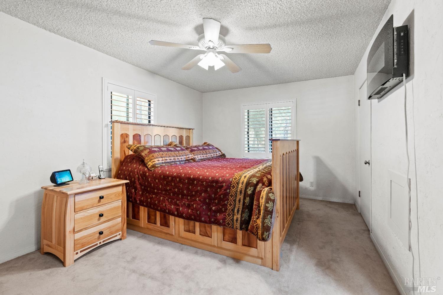 Detail Gallery Image 12 of 39 For 700 Steele Ln, Laytonville,  CA 95454 - 2 Beds | 2 Baths