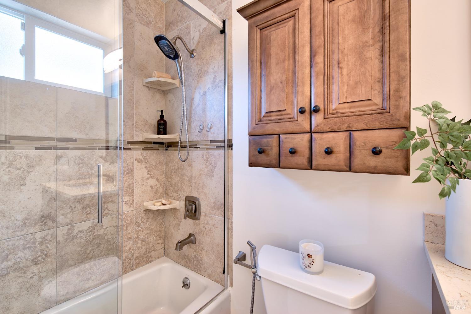 Detail Gallery Image 27 of 44 For 833 Belle Ave, San Rafael,  CA 94901 - 3 Beds | 1 Baths