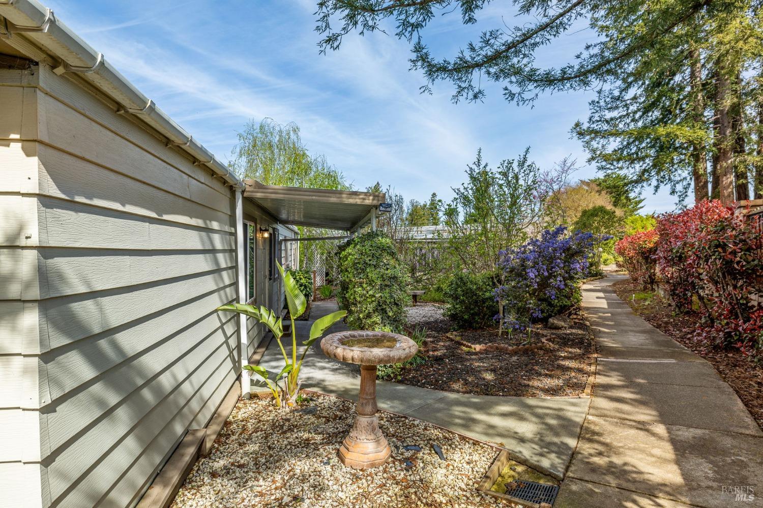 Detail Gallery Image 26 of 36 For 176 Sequoia Cir, Santa Rosa,  CA 95401 - 2 Beds | 2 Baths