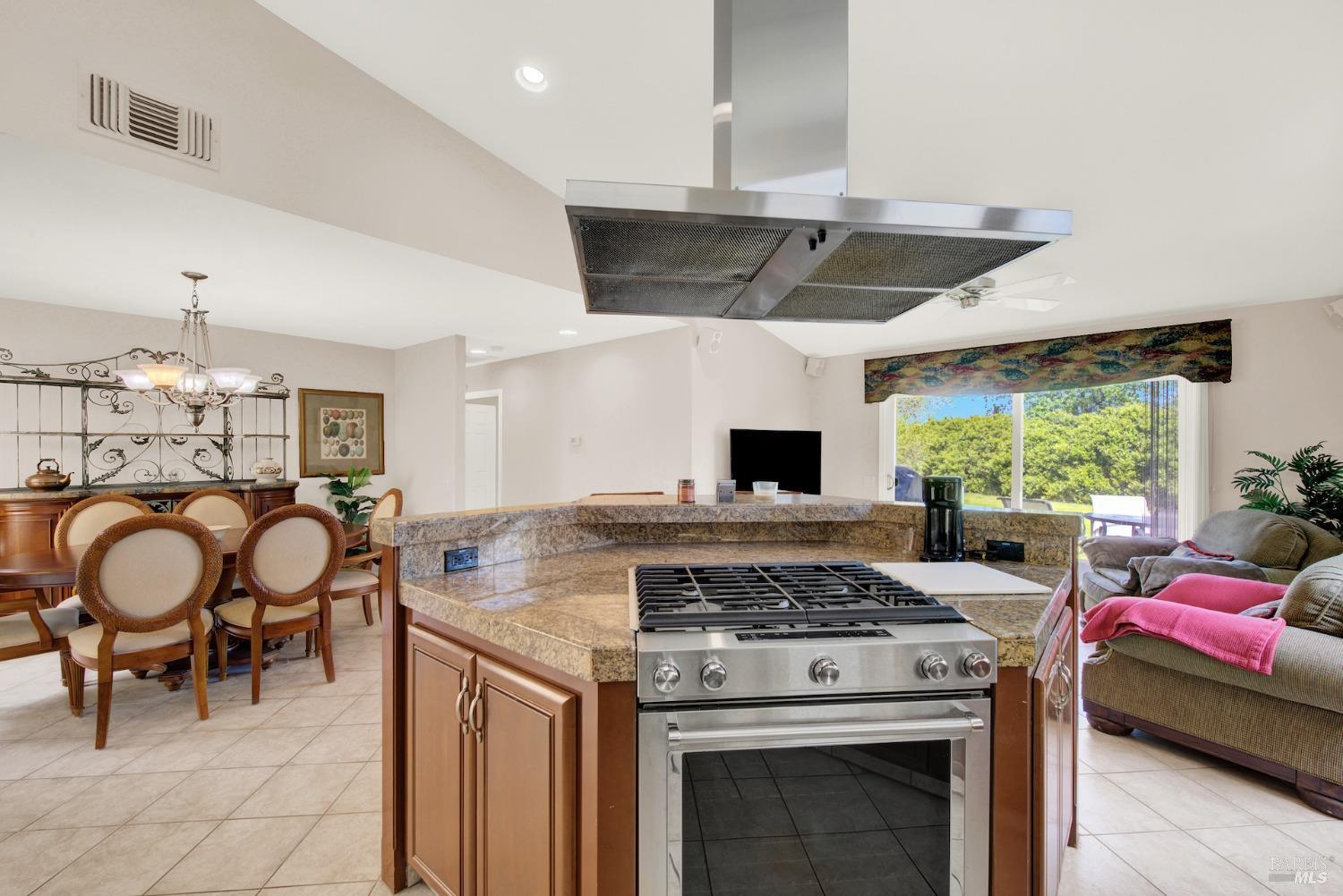 Detail Gallery Image 24 of 68 For 130 Incline Ct, Vacaville,  CA 95687 - 2 Beds | 2 Baths