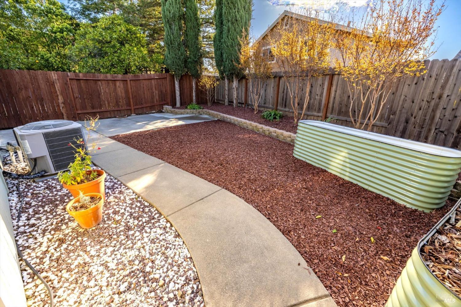 Detail Gallery Image 37 of 49 For 613 Osprey Ct, Vacaville,  CA 95687 - 3 Beds | 2 Baths