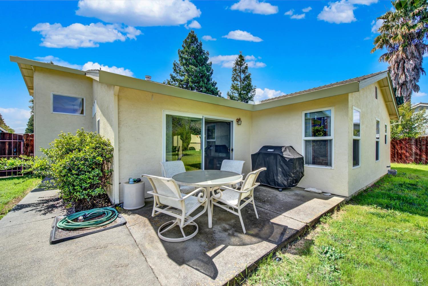 Detail Gallery Image 62 of 68 For 130 Incline Ct, Vacaville,  CA 95687 - 2 Beds | 2 Baths