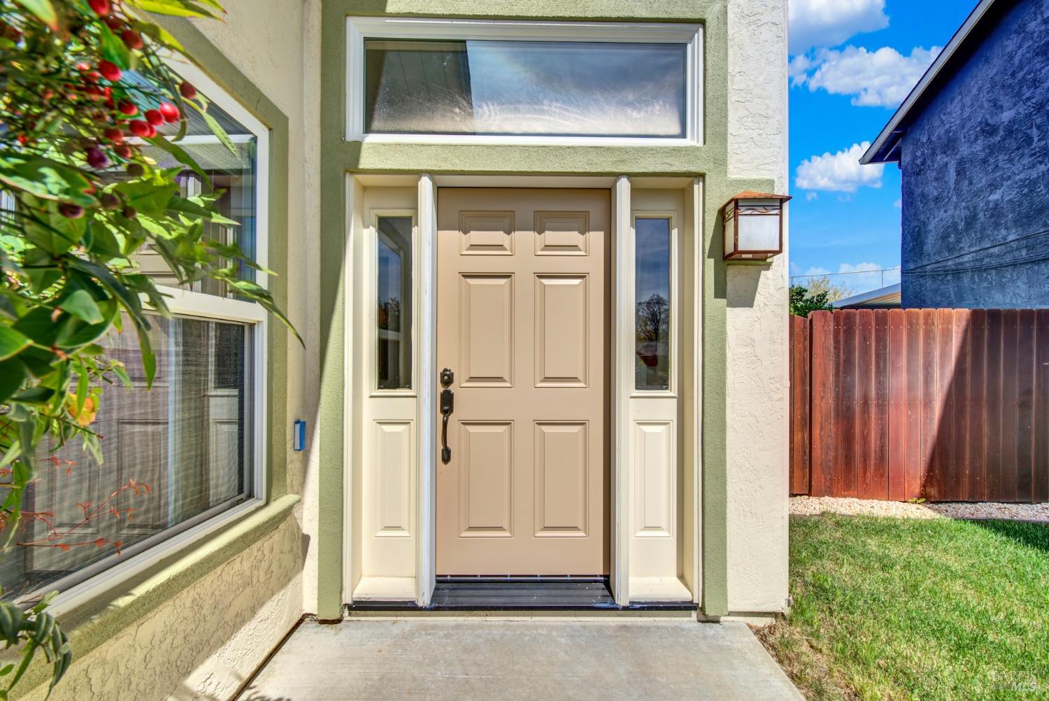 Detail Gallery Image 6 of 68 For 130 Incline Ct, Vacaville,  CA 95687 - 2 Beds | 2 Baths