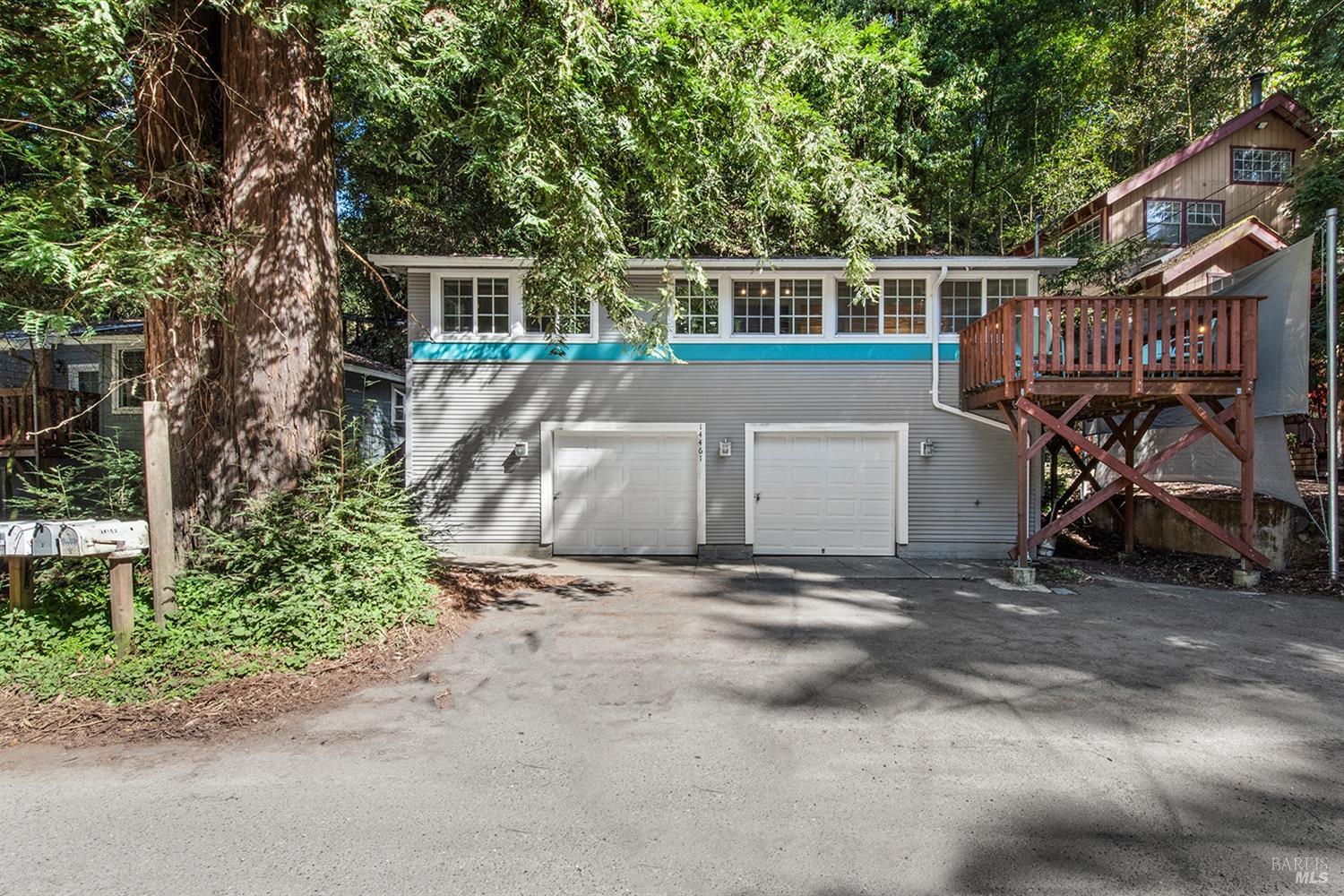 Detail Gallery Image 2 of 26 For 14461 Old Cazadero Rd, Guerneville,  CA 95446 - 3 Beds | 2 Baths