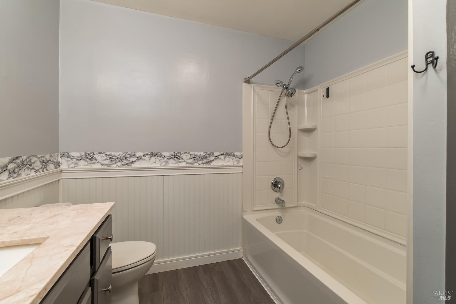Detail Gallery Image 18 of 36 For 3800 Baylis Ave, Clearlake,  CA 95422 - 2 Beds | 1/1 Baths