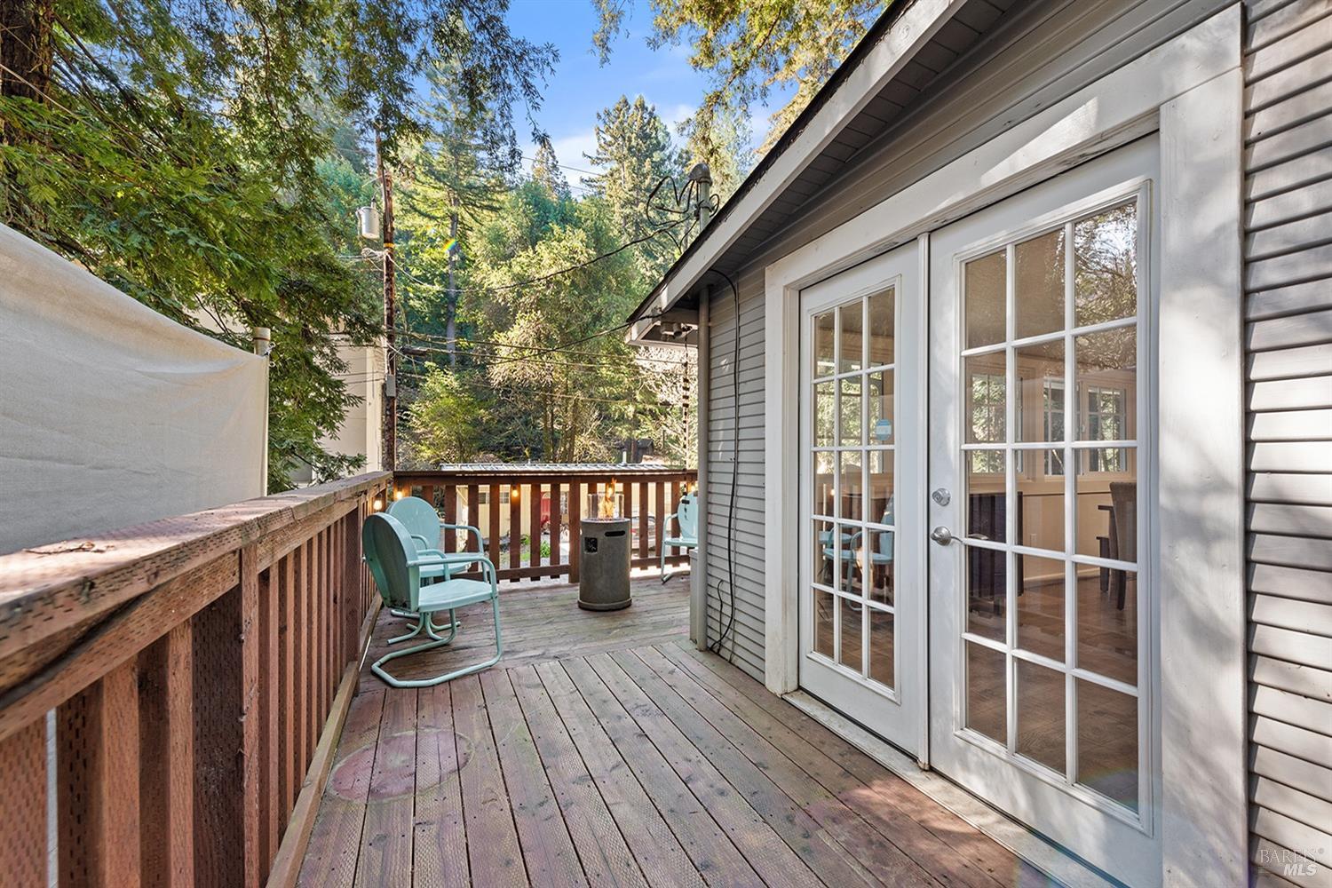 Detail Gallery Image 23 of 26 For 14461 Old Cazadero Rd, Guerneville,  CA 95446 - 3 Beds | 2 Baths