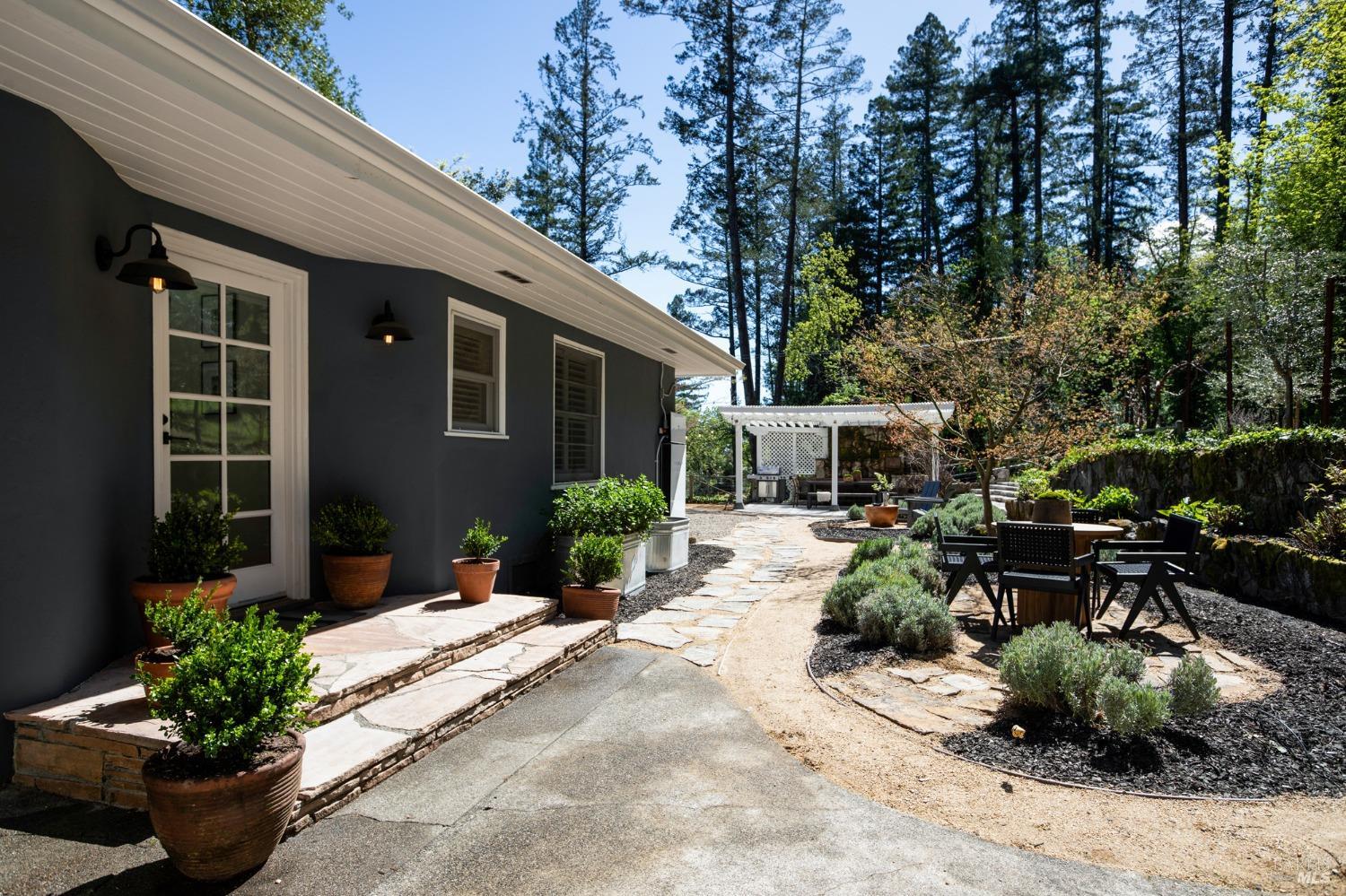 Detail Gallery Image 5 of 87 For 3245 State Highway 128 Unkn, Calistoga,  CA 94515 - 3 Beds | 2 Baths