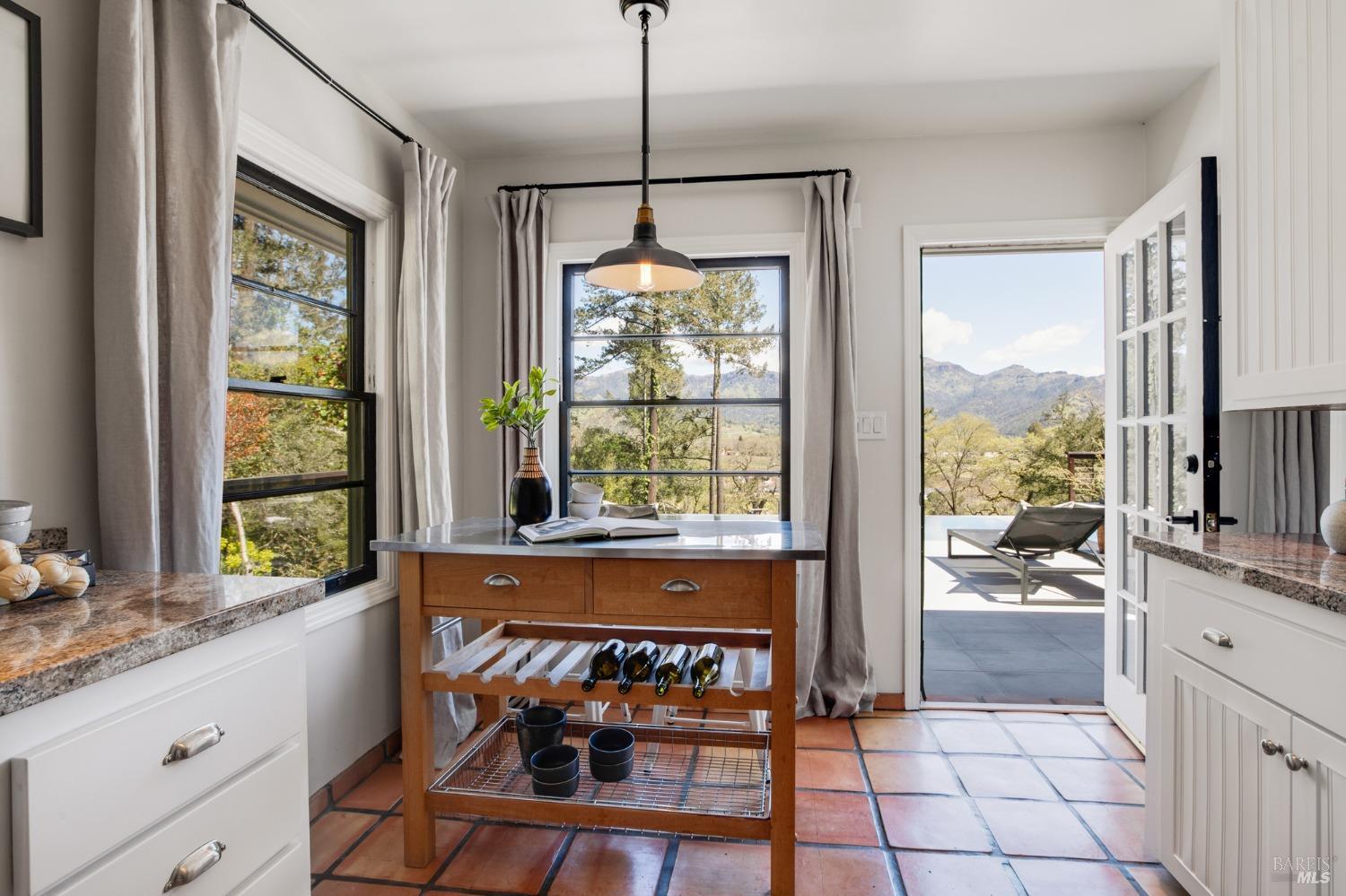 Detail Gallery Image 16 of 87 For 3245 State Highway 128 Unkn, Calistoga,  CA 94515 - 3 Beds | 2 Baths