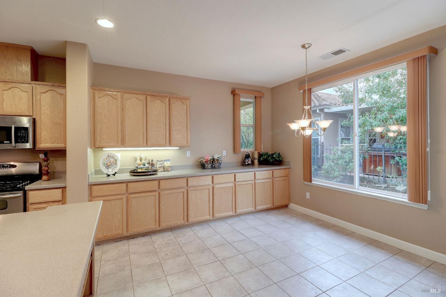 Detail Gallery Image 21 of 92 For 303 Southern Hills Dr, Rio Vista,  CA 94571 - 3 Beds | 2 Baths