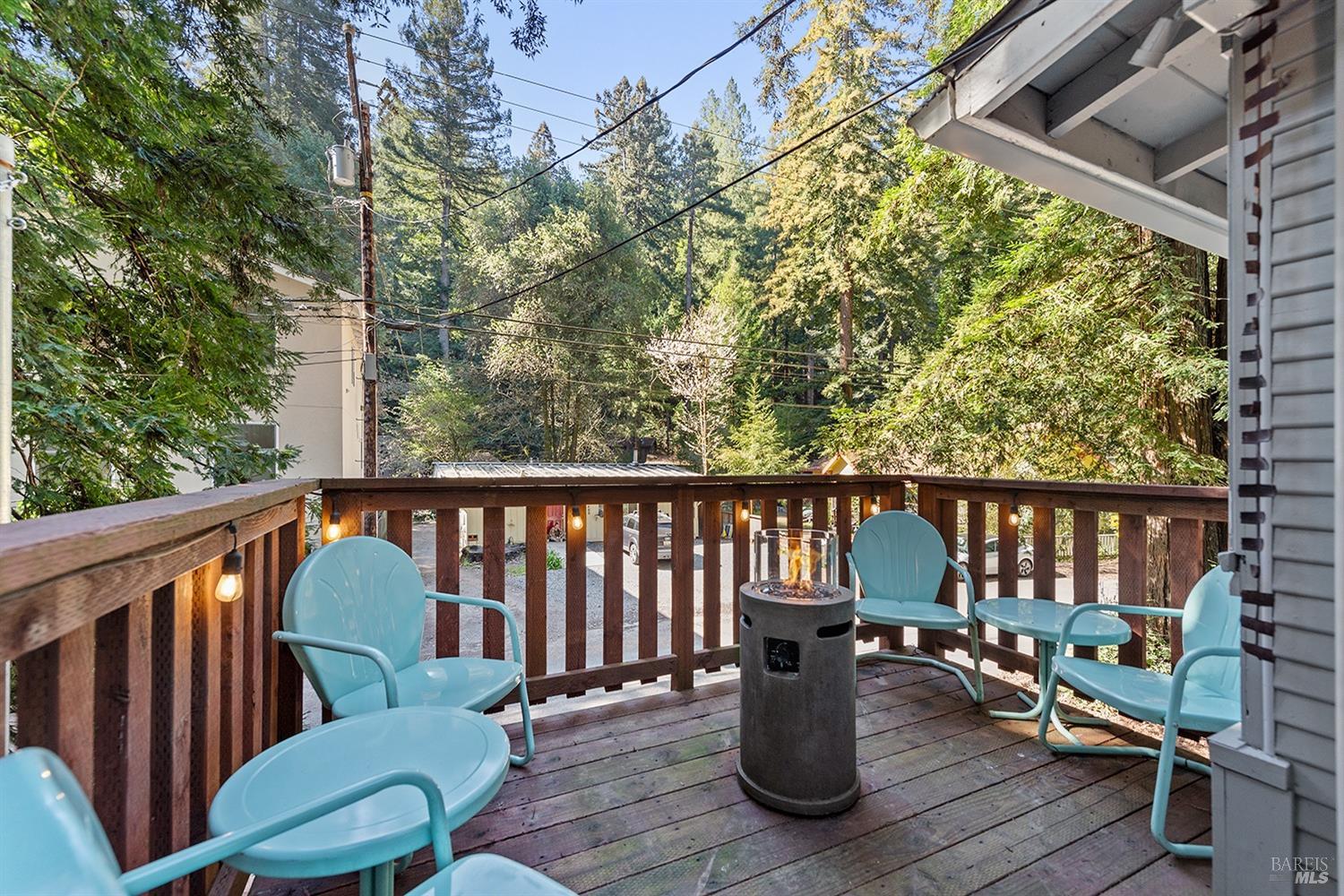 Detail Gallery Image 24 of 26 For 14461 Old Cazadero Rd, Guerneville,  CA 95446 - 3 Beds | 2 Baths