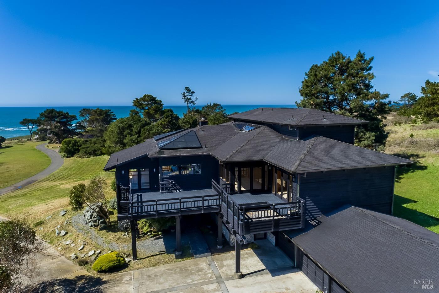 Detail Gallery Image 41 of 51 For 45460 Indian Shoals Rd, Mendocino,  CA 95460 - 4 Beds | 4 Baths