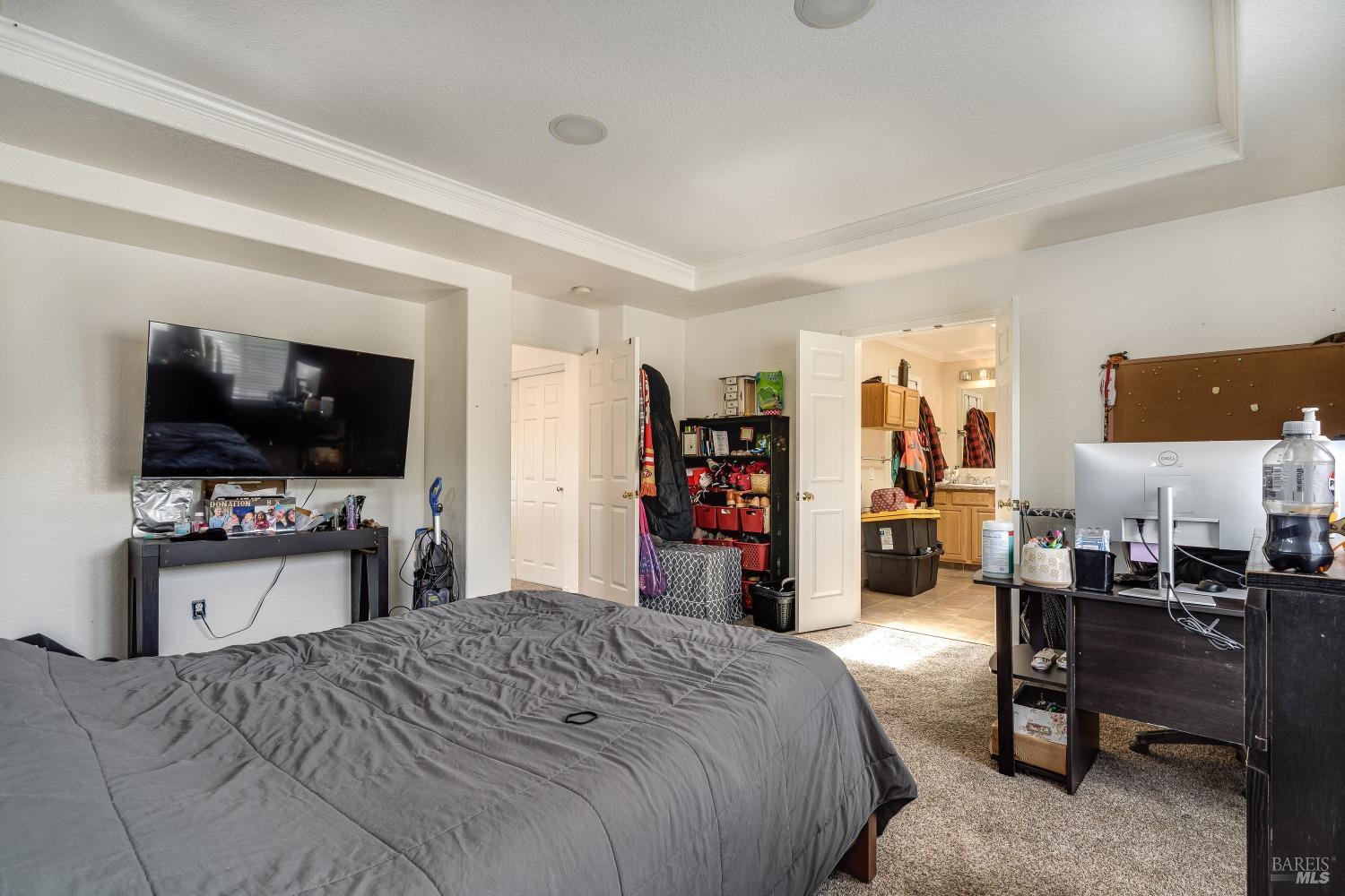 Detail Gallery Image 21 of 38 For 8843 Oakfield Ln, Windsor,  CA 95492 - 3 Beds | 2/1 Baths
