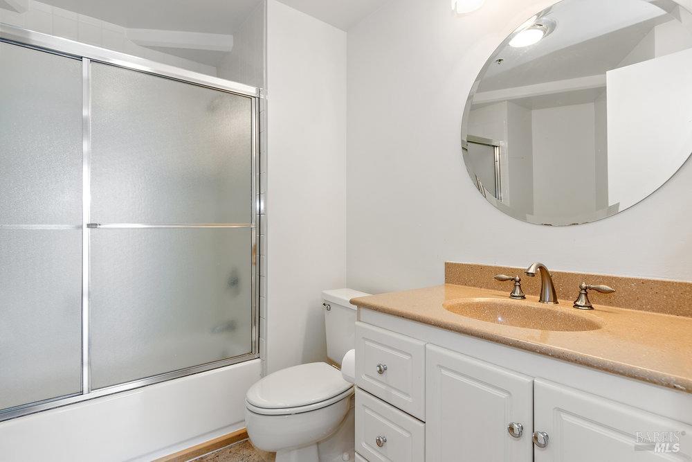 Detail Gallery Image 21 of 45 For 6363 Christie Ave #321,  Emeryville,  CA 94608 - 1 Beds | 1 Baths