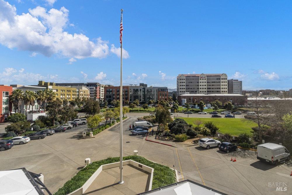 Detail Gallery Image 36 of 45 For 6363 Christie Ave #321,  Emeryville,  CA 94608 - 1 Beds | 1 Baths