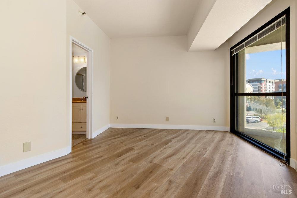 Detail Gallery Image 18 of 45 For 6363 Christie Ave #321,  Emeryville,  CA 94608 - 1 Beds | 1 Baths