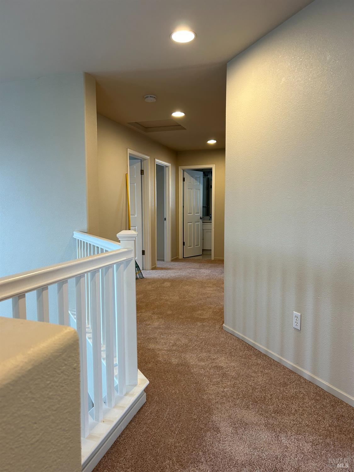 Detail Gallery Image 18 of 23 For 2868 Liscum St, Santa Rosa,  CA 95407 - 4 Beds | 2/1 Baths