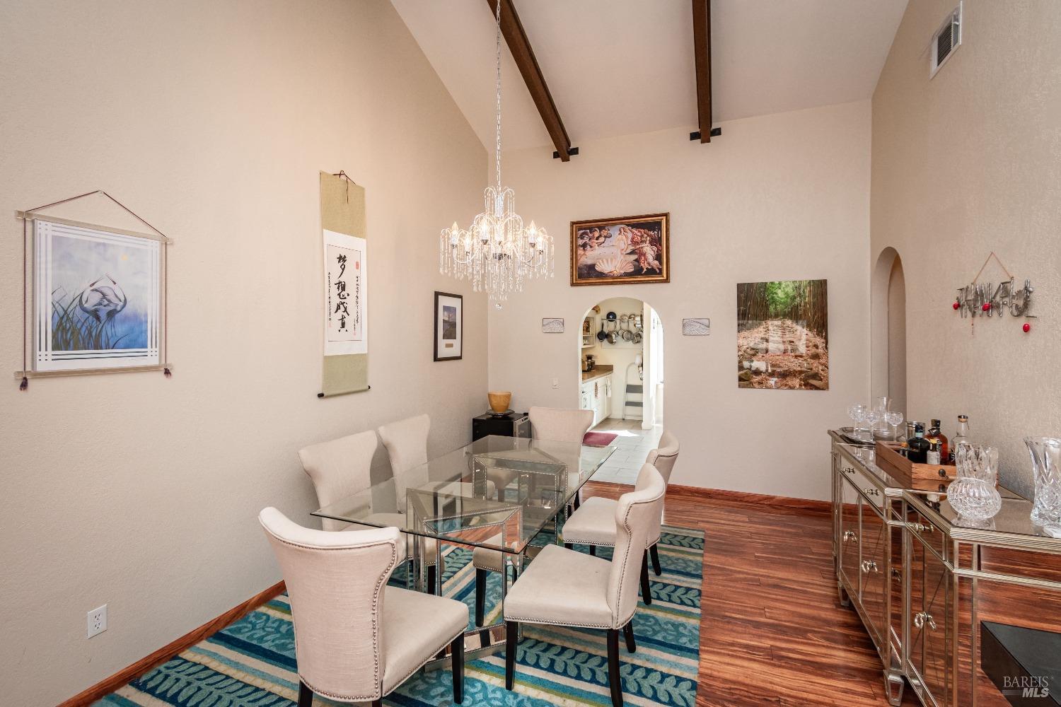 Detail Gallery Image 7 of 30 For 847 W Spain St #6,  Sonoma,  CA 95476 - 3 Beds | 2 Baths