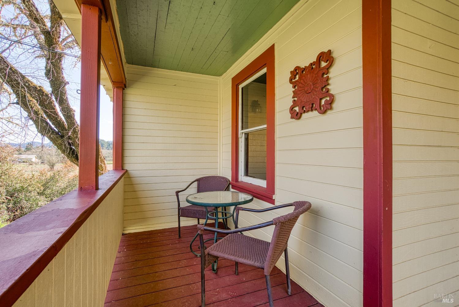 Detail Gallery Image 8 of 43 For 21200 Locust St, Willits,  CA 95490 - 2 Beds | 1 Baths
