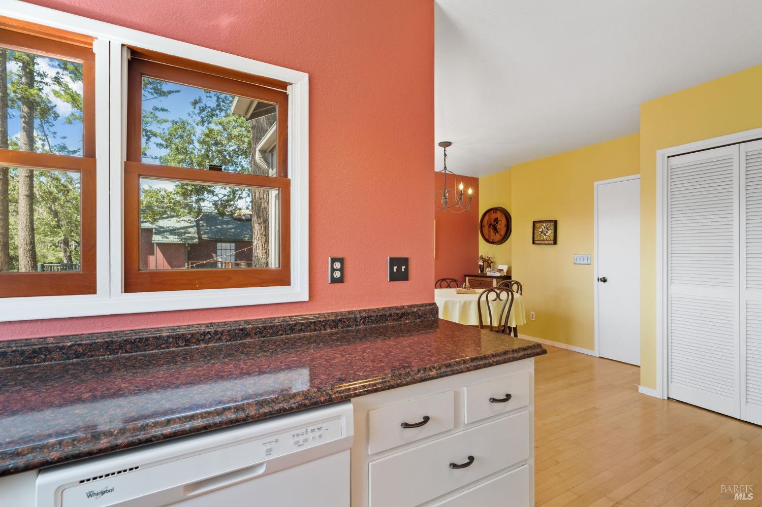 Detail Gallery Image 11 of 30 For 566 Community Hall Ln, Saint Helena,  CA 94574 - 2 Beds | 1 Baths