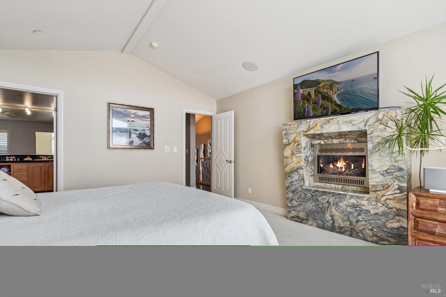Detail Gallery Image 22 of 57 For 565 Oceana Dr, Dillon Beach,  CA 94929 - 3 Beds | 3/1 Baths