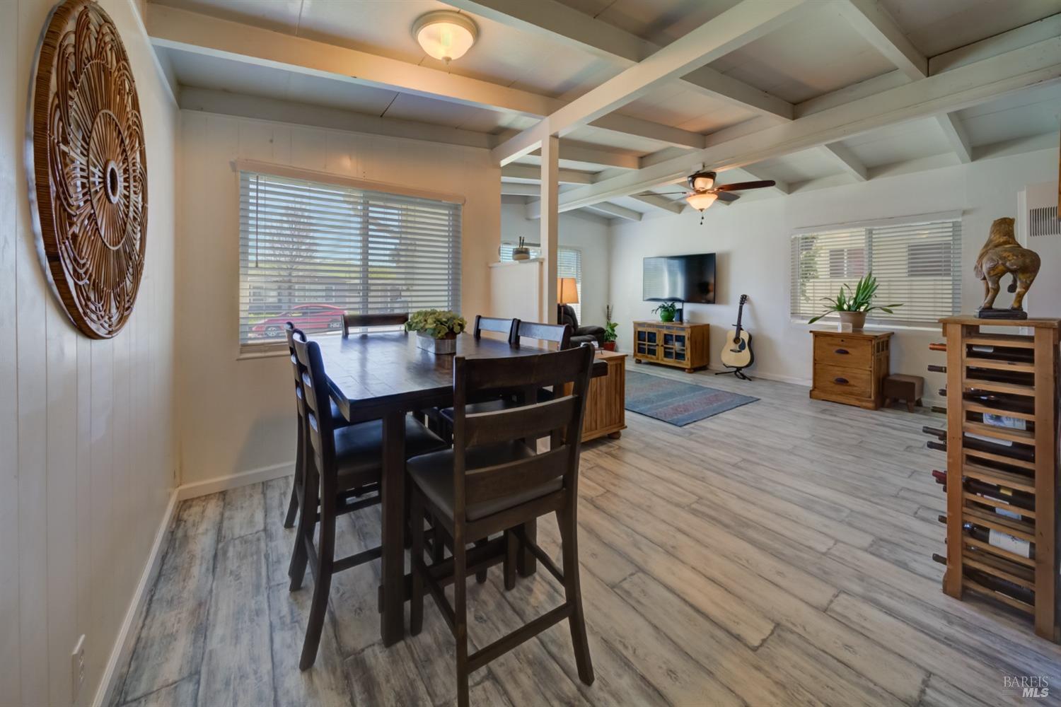 Detail Gallery Image 3 of 33 For 222 Los Altos Pl, American Canyon,  CA 94503 - 3 Beds | 2 Baths