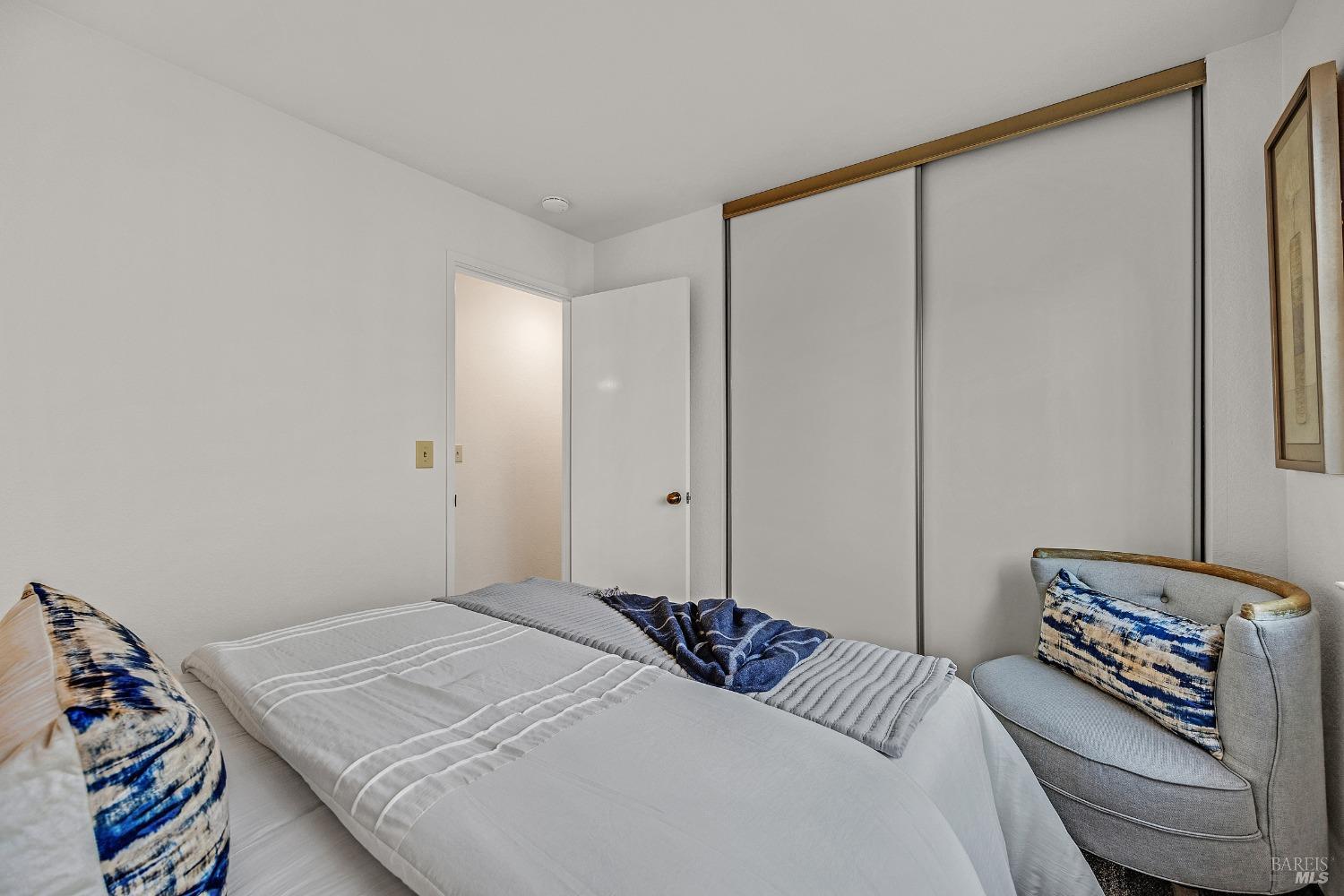 Detail Gallery Image 12 of 19 For 565 Lori Dr #49,  Benicia,  CA 94510 - 2 Beds | 2 Baths