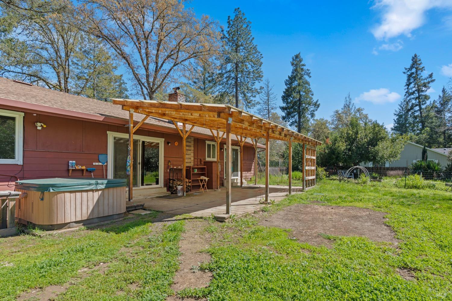 Detail Gallery Image 15 of 27 For 2310 Rancheria Rd, Redwood Valley,  CA 95470 - 3 Beds | 2 Baths