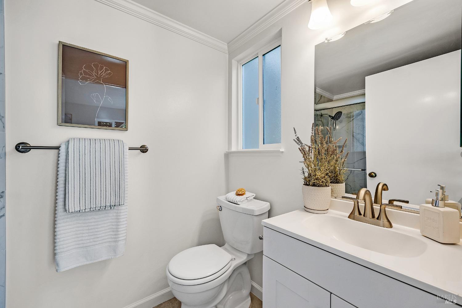 Detail Gallery Image 10 of 19 For 565 Lori Dr #49,  Benicia,  CA 94510 - 2 Beds | 2 Baths