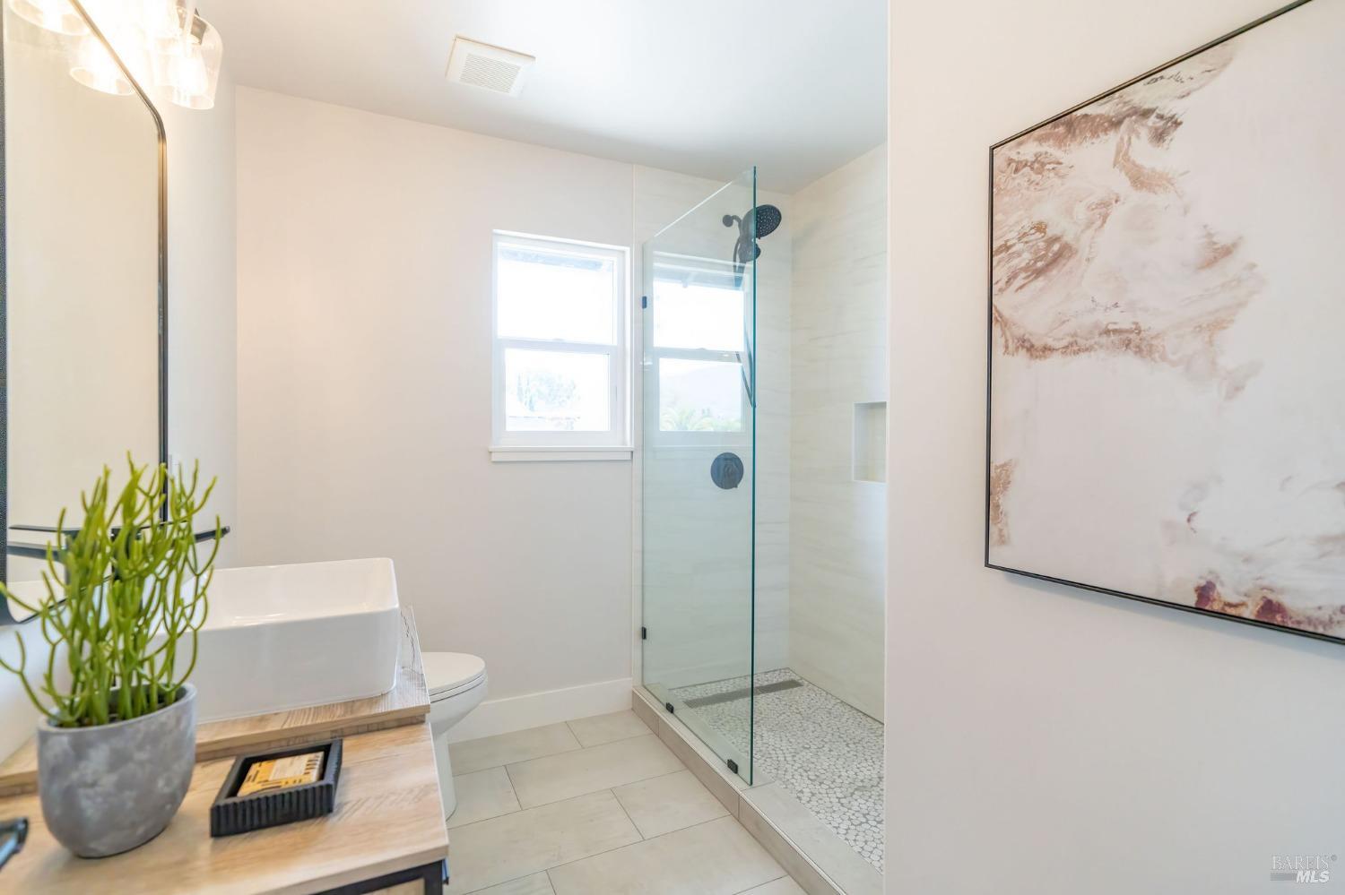 Detail Gallery Image 26 of 44 For 1131 Mountain View Ave, Saint Helena,  CA 94574 - 3 Beds | 2/1 Baths