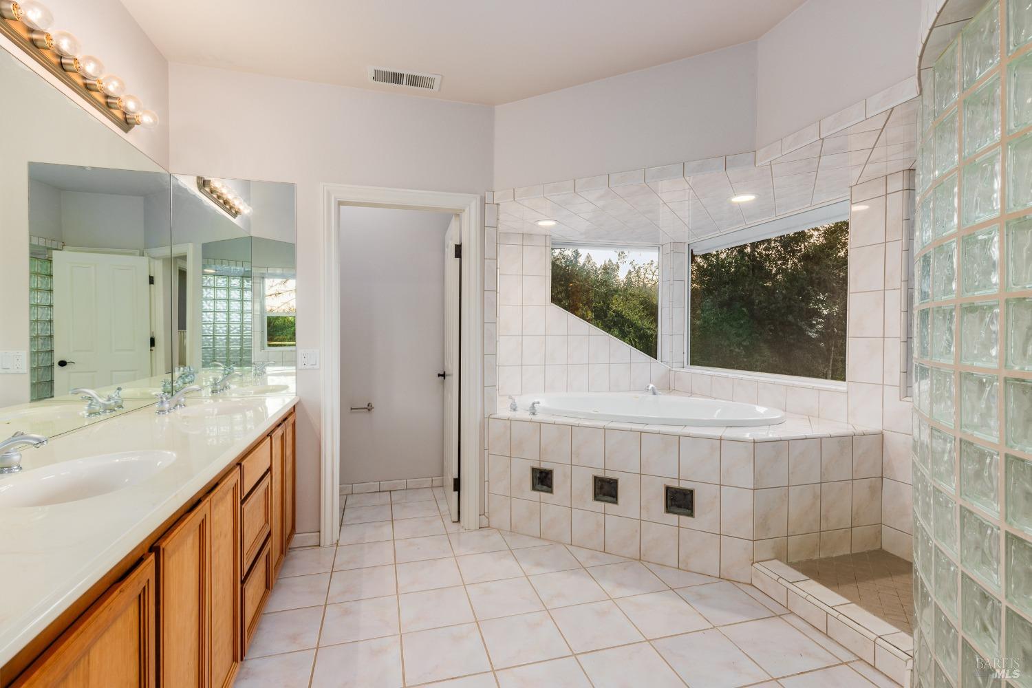 Detail Gallery Image 17 of 32 For 8930 Hwy 116 Unkn, Forestville,  CA 95436 - 3 Beds | 2/1 Baths