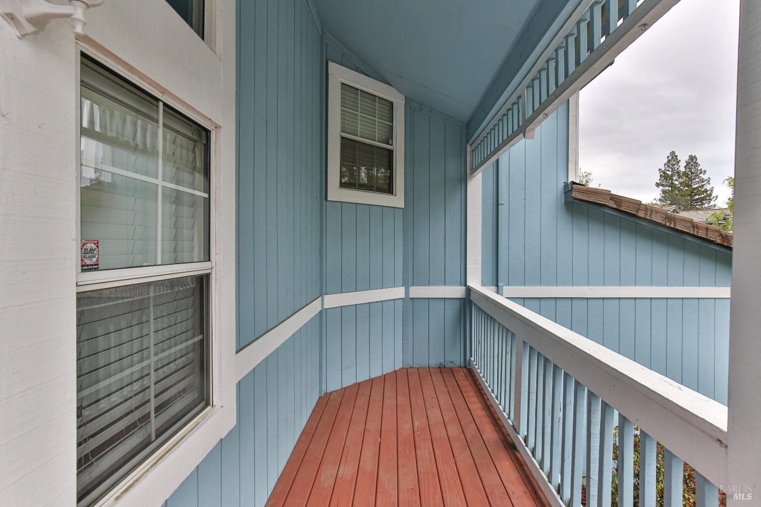 Berry Court, Dixon, California image 6