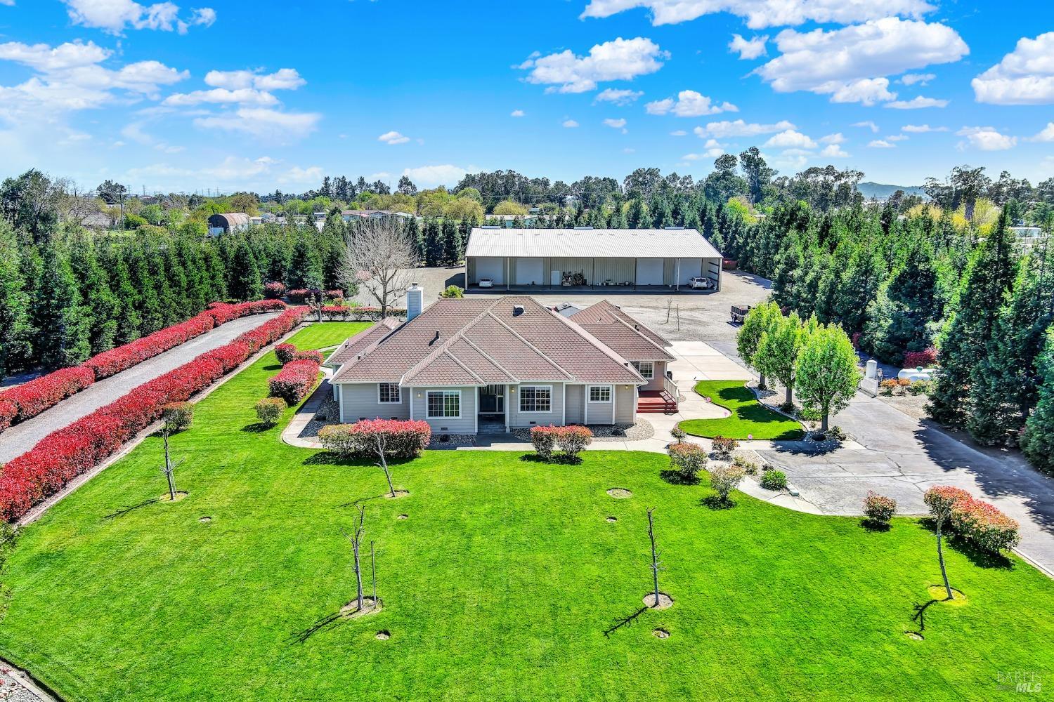 Photo of 5050 Melissa Ln in Vacaville, CA