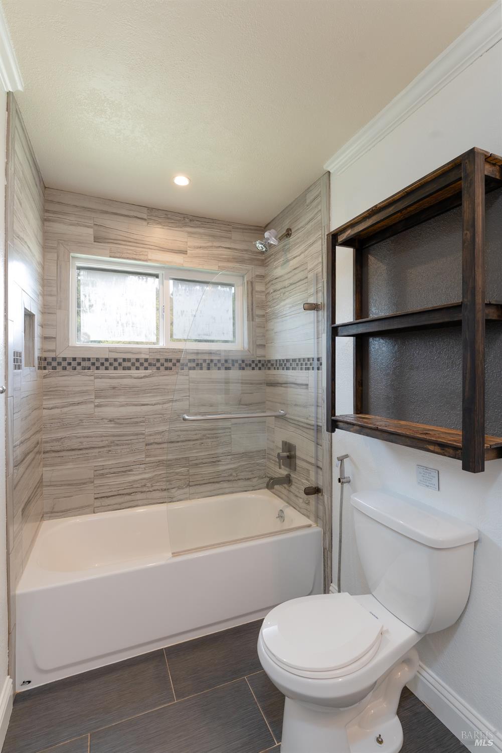 Detail Gallery Image 13 of 28 For 1901 Road B Unkn, Redwood Valley,  CA 95470 - 3 Beds | 2 Baths