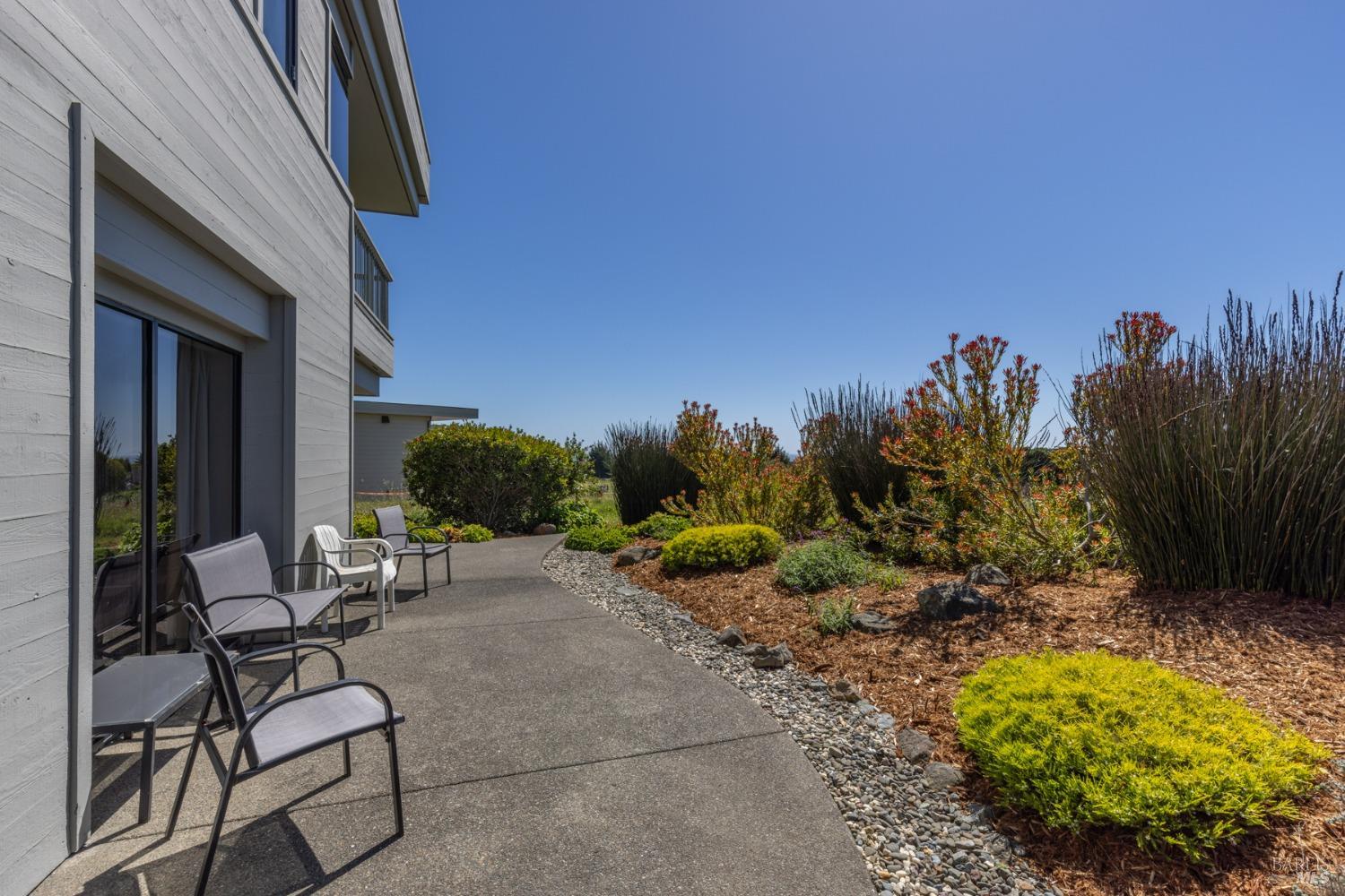 Detail Gallery Image 24 of 40 For 315 Mainsail Dr, Bodega Bay,  CA 94923 - 5 Beds | 3 Baths