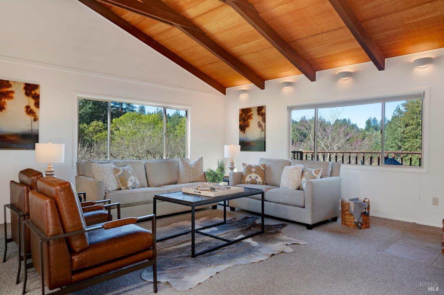 Detail Gallery Image 33 of 80 For 1905 Green Hill Rd, Sebastopol,  CA 95472 - 4 Beds | 2 Baths
