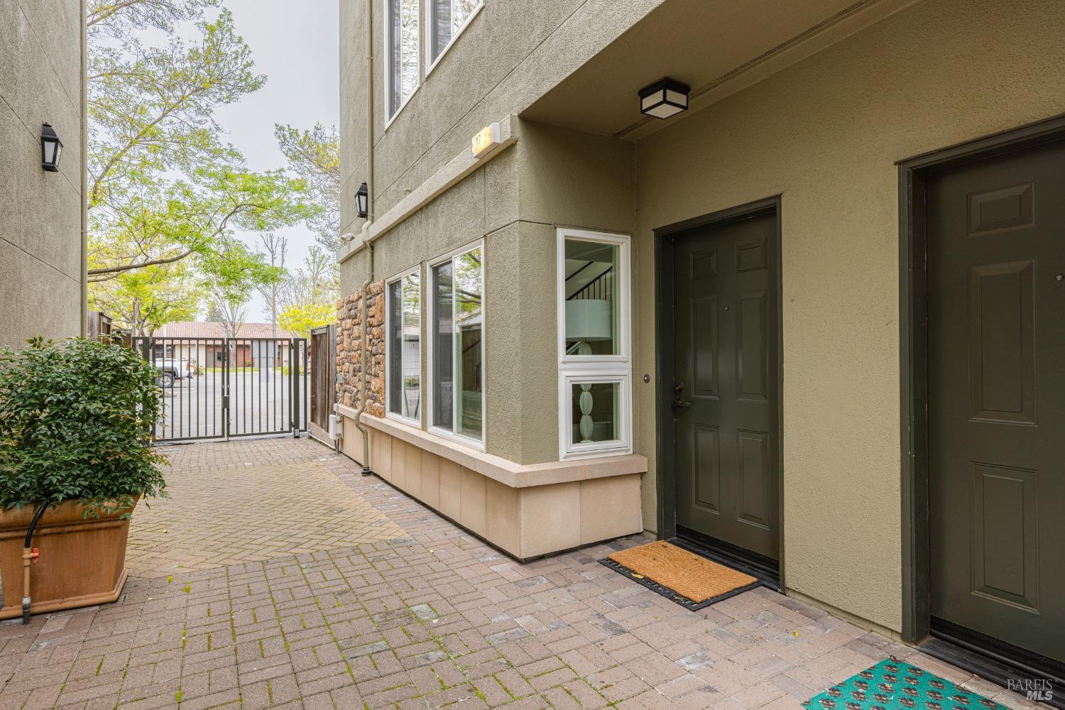 Detail Gallery Image 30 of 31 For 649 1st St #17,  Sonoma,  CA 95476 - 3 Beds | 2/1 Baths