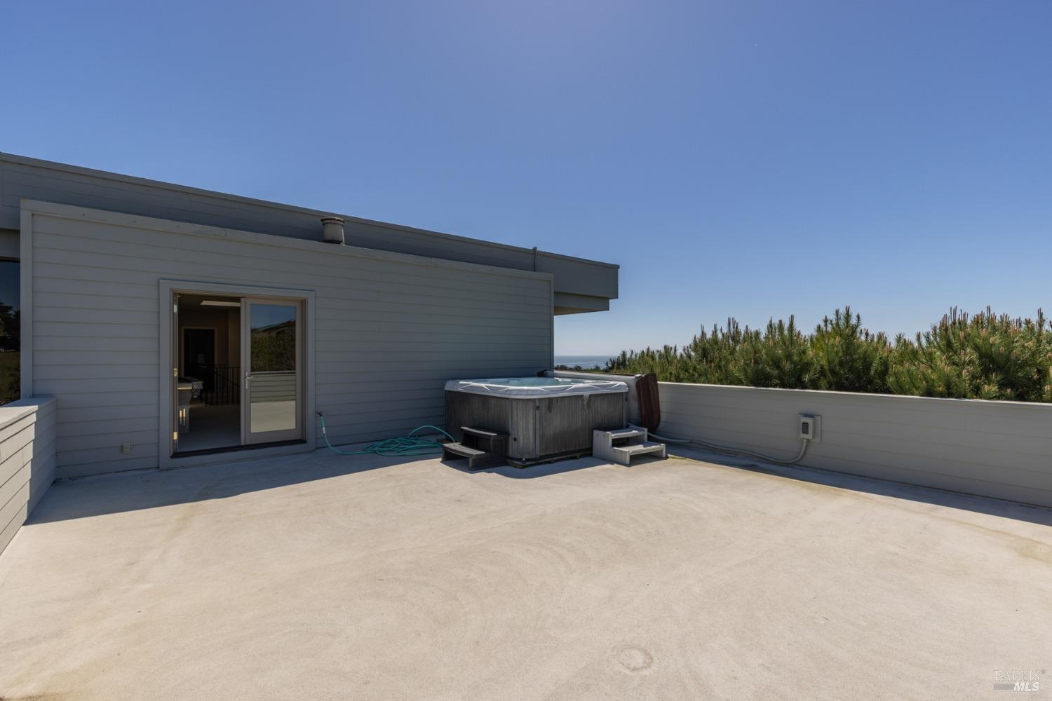 Detail Gallery Image 39 of 40 For 315 Mainsail Dr, Bodega Bay,  CA 94923 - 5 Beds | 3 Baths