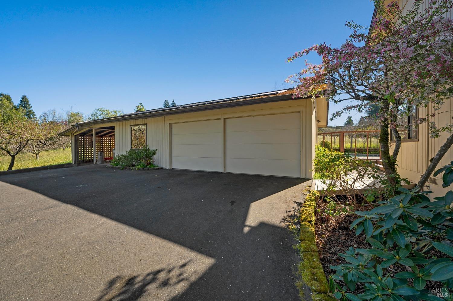 Detail Gallery Image 70 of 80 For 1905 Green Hill Rd, Sebastopol,  CA 95472 - 4 Beds | 2 Baths