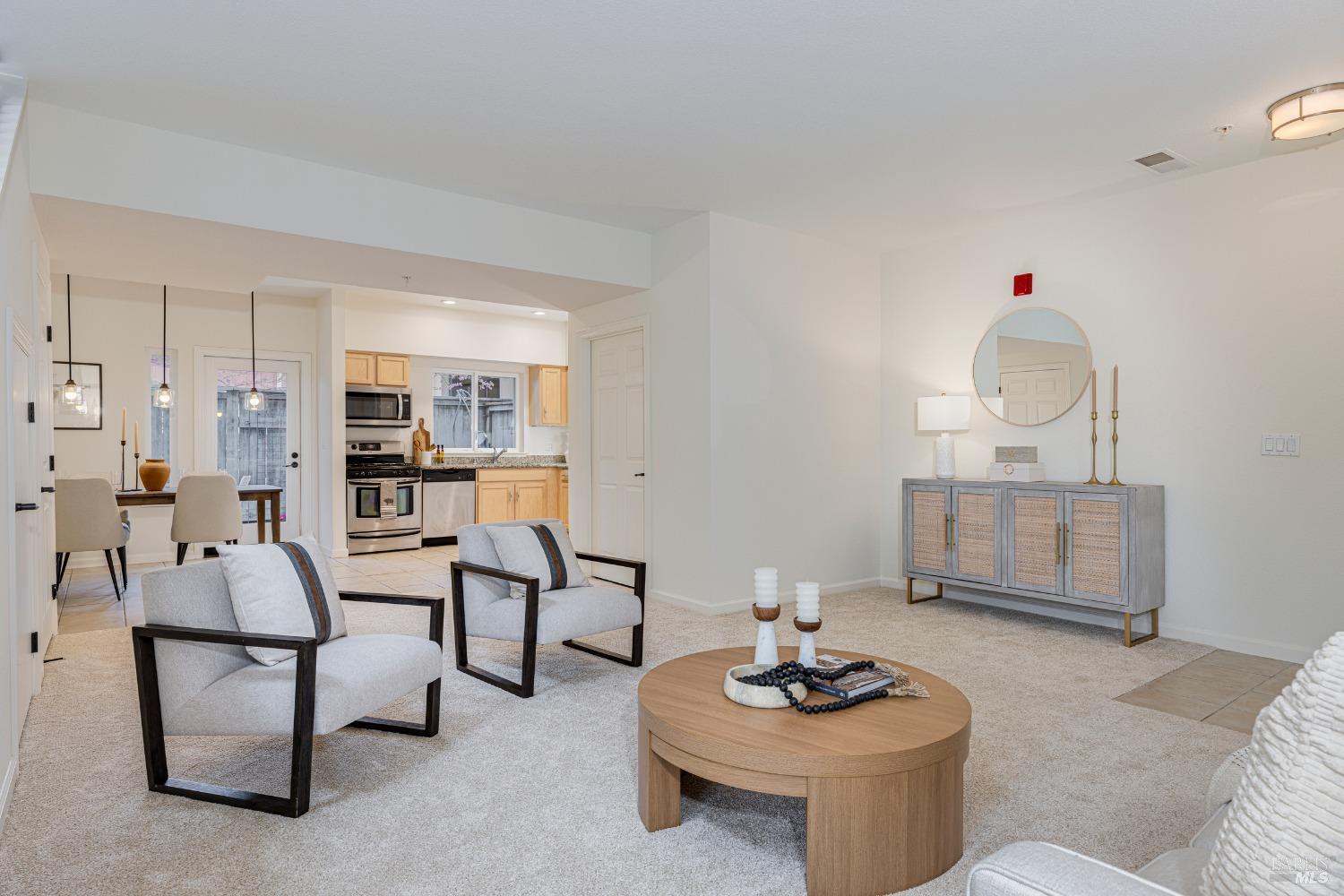 Detail Gallery Image 1 of 31 For 649 1st St #17,  Sonoma,  CA 95476 - 3 Beds | 2/1 Baths