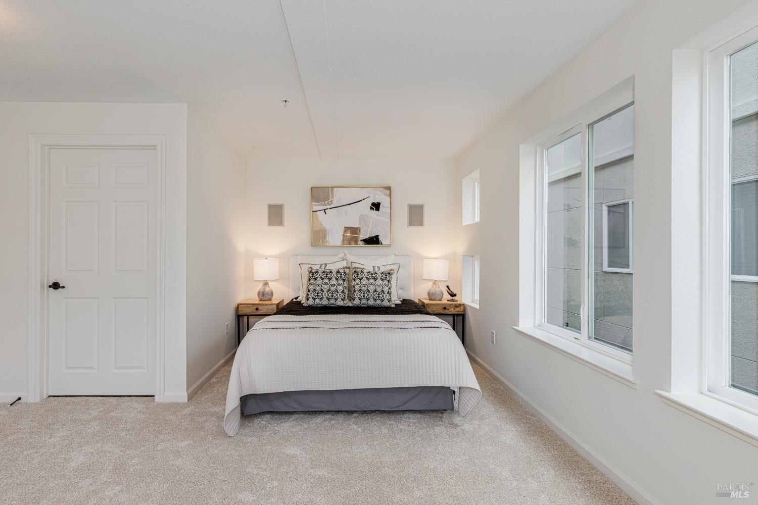 Detail Gallery Image 11 of 31 For 649 1st St #17,  Sonoma,  CA 95476 - 3 Beds | 2/1 Baths
