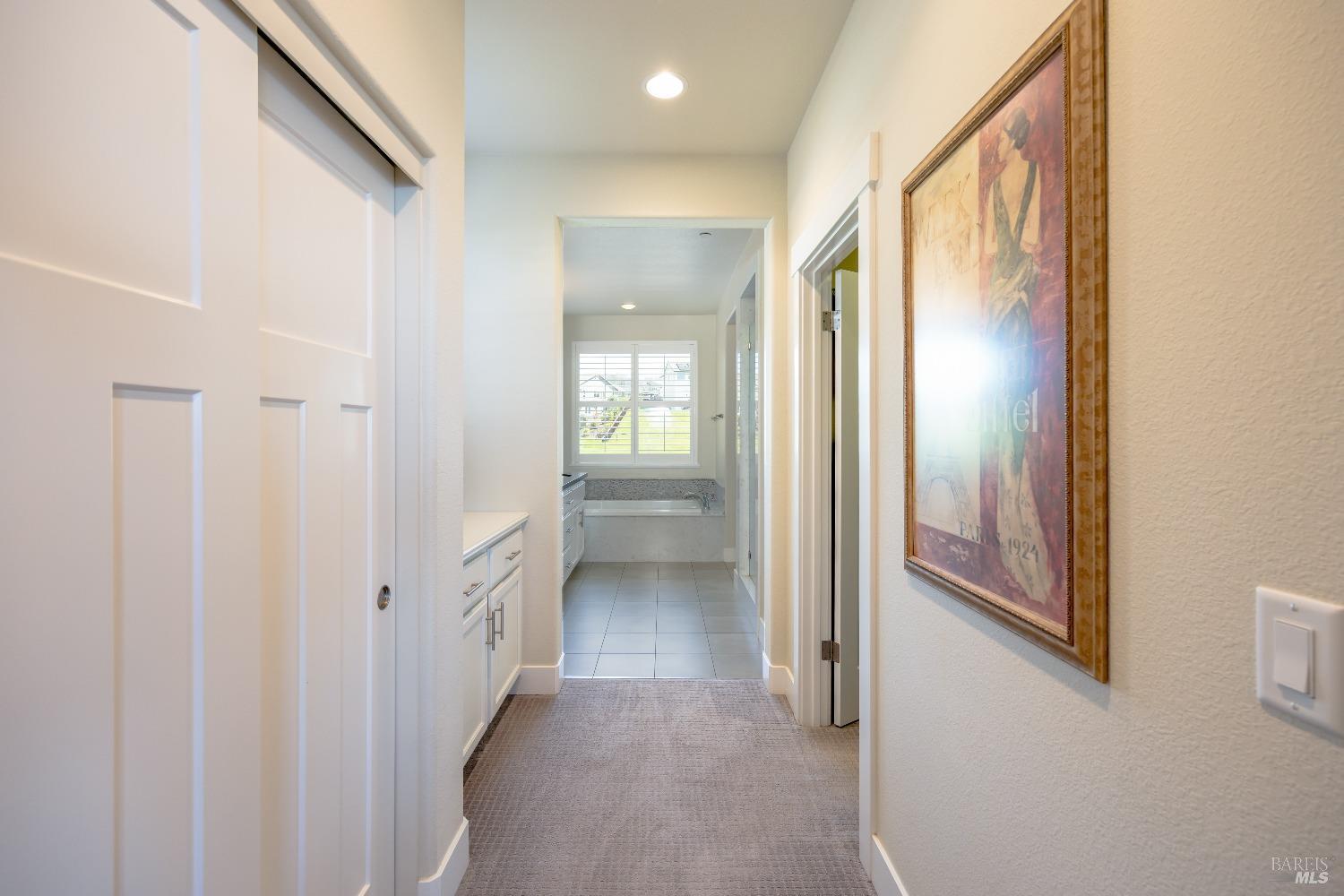 Detail Gallery Image 33 of 67 For 1588 Mystic Point Pl, Santa Rosa,  CA 95409 - 4 Beds | 4/1 Baths