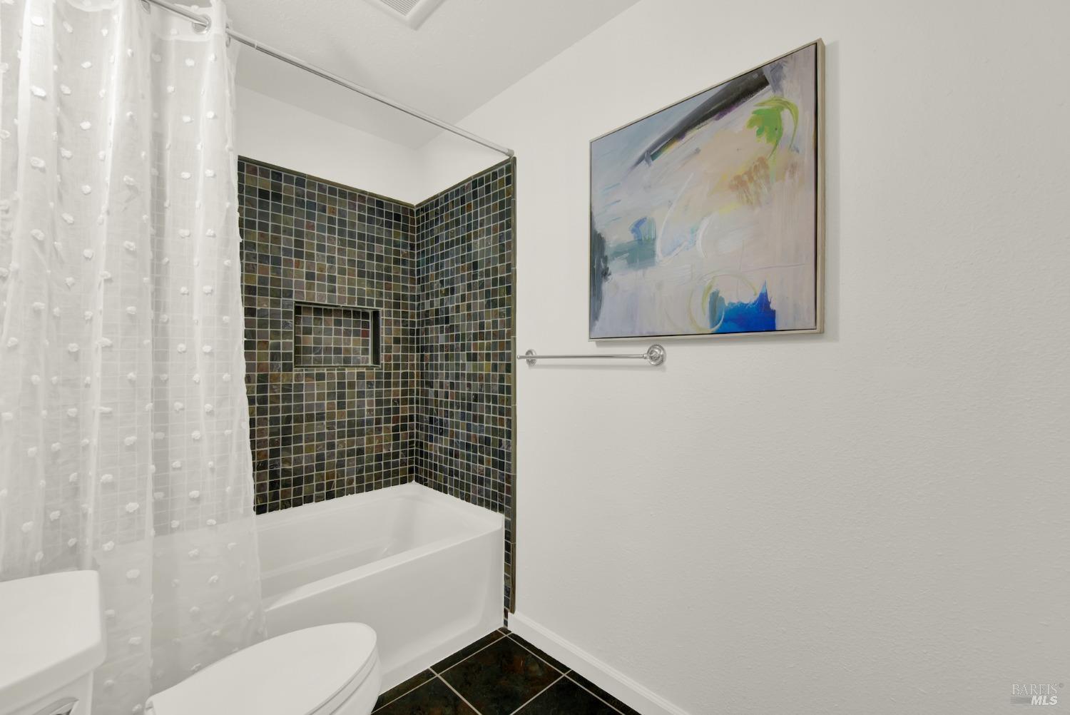 Detail Gallery Image 27 of 46 For 236 Madrone St, Vacaville,  CA 95688 - 3 Beds | 2 Baths