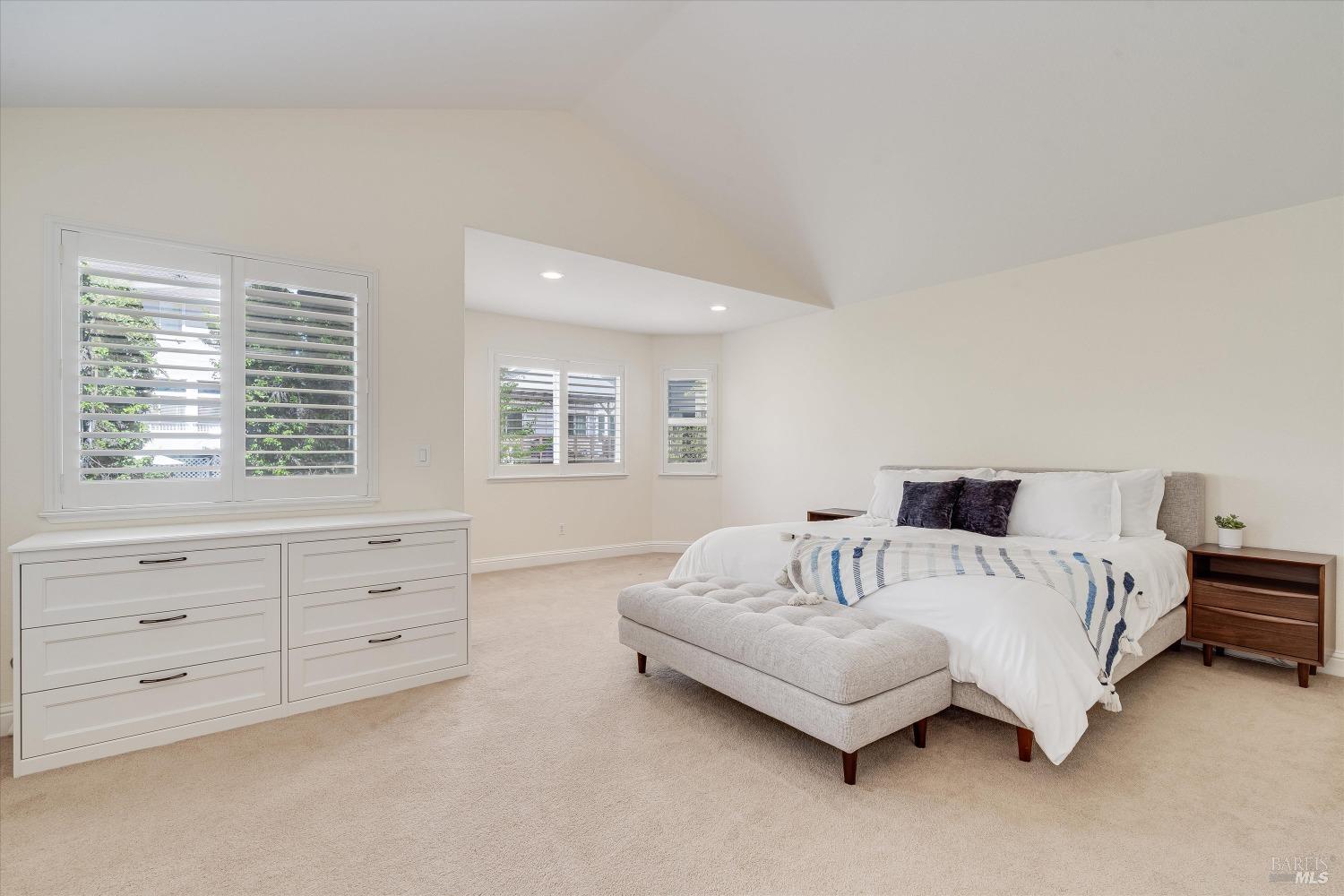 Detail Gallery Image 24 of 47 For 5717 Evening Way, Santa Rosa,  CA 95409 - 4 Beds | 2/1 Baths
